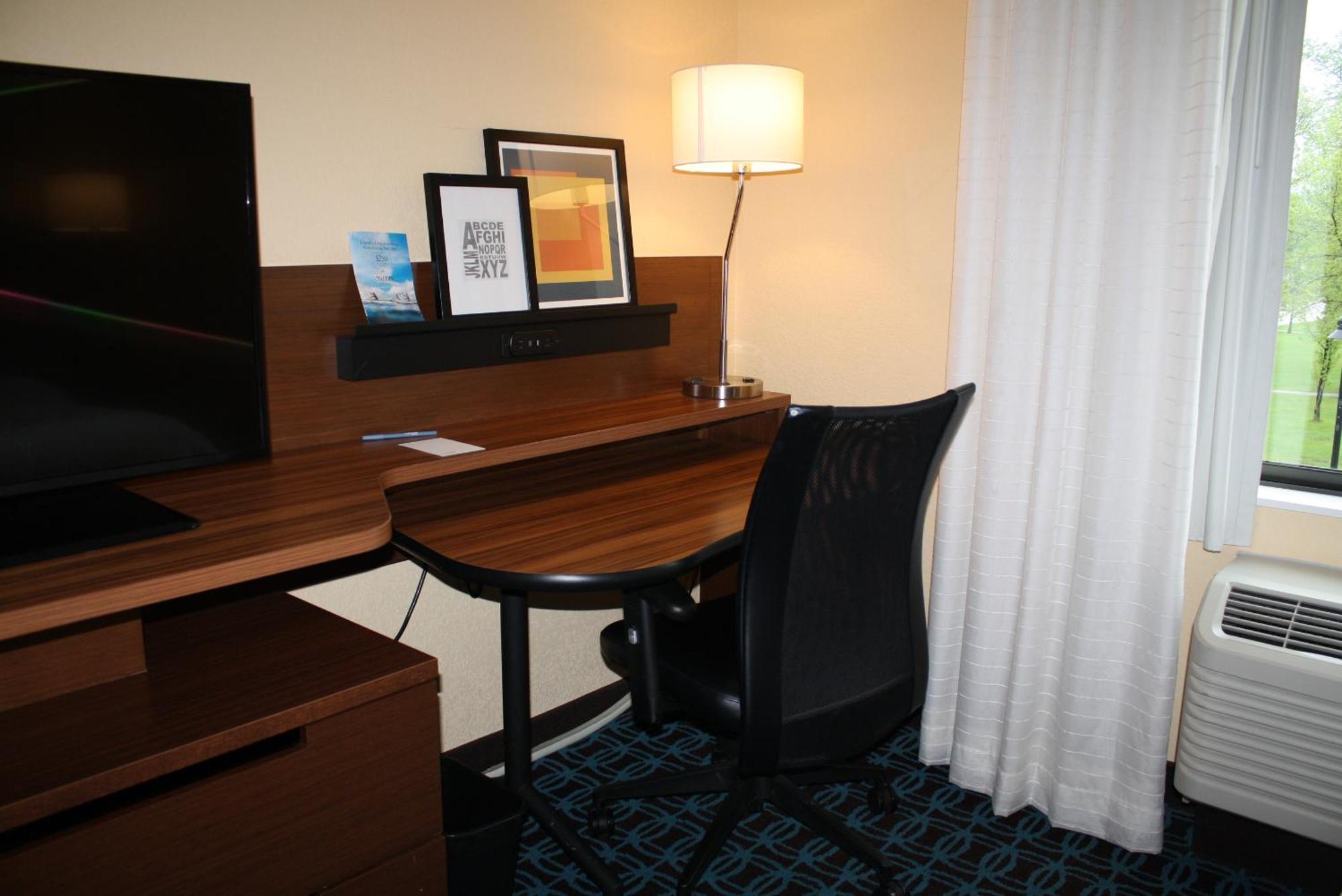 Fairfield Inn & Suites By Marriott Detroit Lakes Quarto foto
